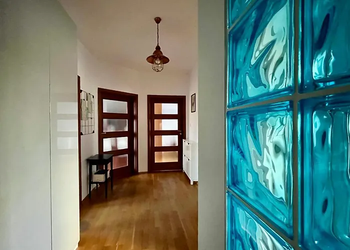 Agapella - Attic 550 M From The Lägenhet *