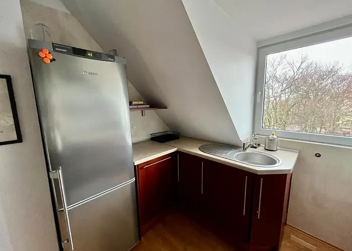 Agapella - Attic 550 M From The Lägenhet Sopot